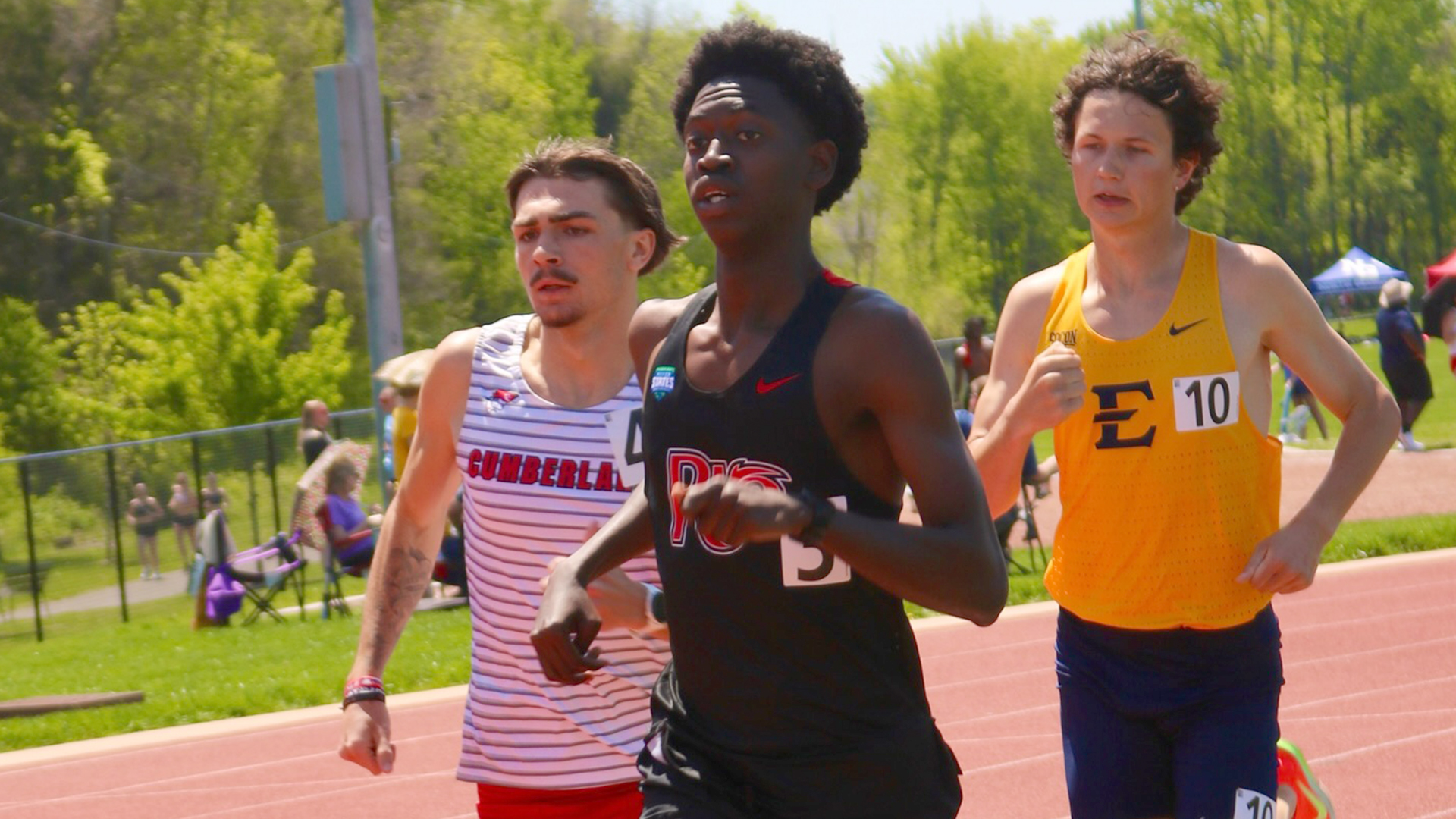 Rio Grande freshman Jahfa Woodley finished 10th in the 800 with a time of 1:51.88 and hit the "B" national qualifying mark at the Lee University Fast Break Athletics Invitational in Cleveland, Tenn.