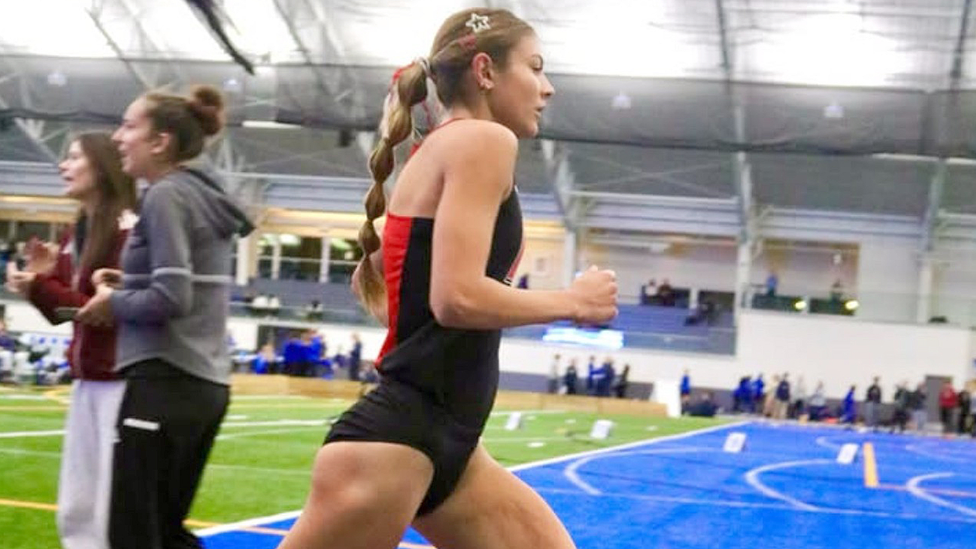 Rio Grande senior Amarissa Kerns hit the "B" qualifying standard for the NAIA championships in the 5,000-meter run at Friday's season opening event in Allendale, Mich.